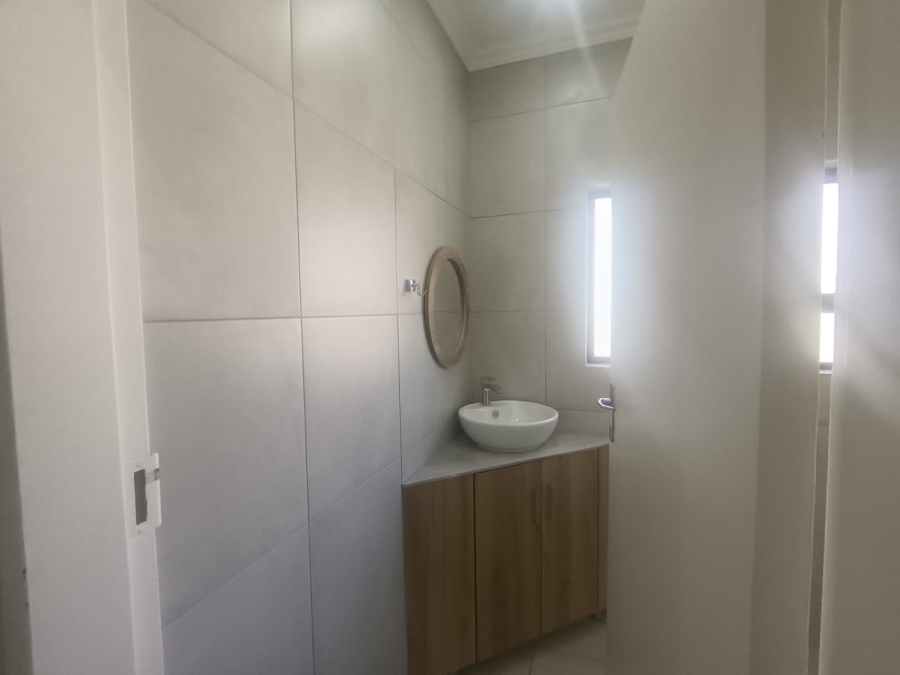 3 Bedroom Property for Sale in Carters Glen Northern Cape